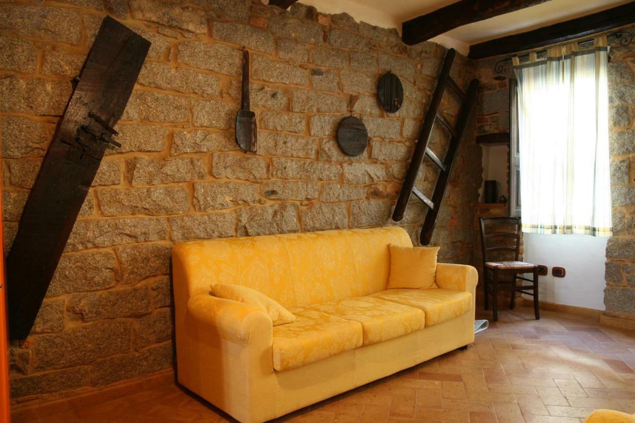 Antico Restauro Apartment Fonni Luaran gambar